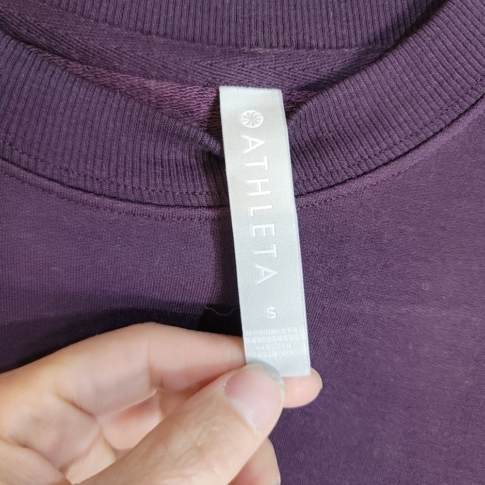 ATHLETA YOGA TIE BACK SWEATSHIRT IN AGATE PURPLE, SZ SMALL - Picture 3 of 9